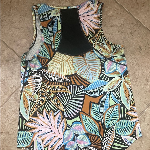 tek gear Pastel Tropical Leaf Print Tank Top - Picture 3 of 3